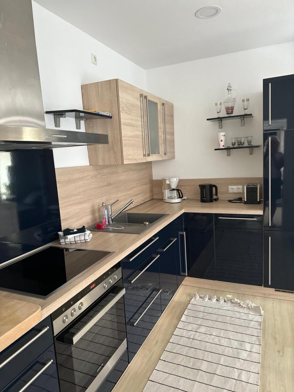 ליבק Near Holstentor Modern Apartment Near The Center With Wifi מראה חיצוני תמונה